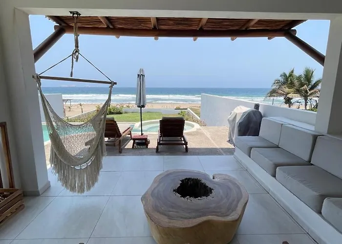 Tsandu Playa Blanca * Zihuatanejo